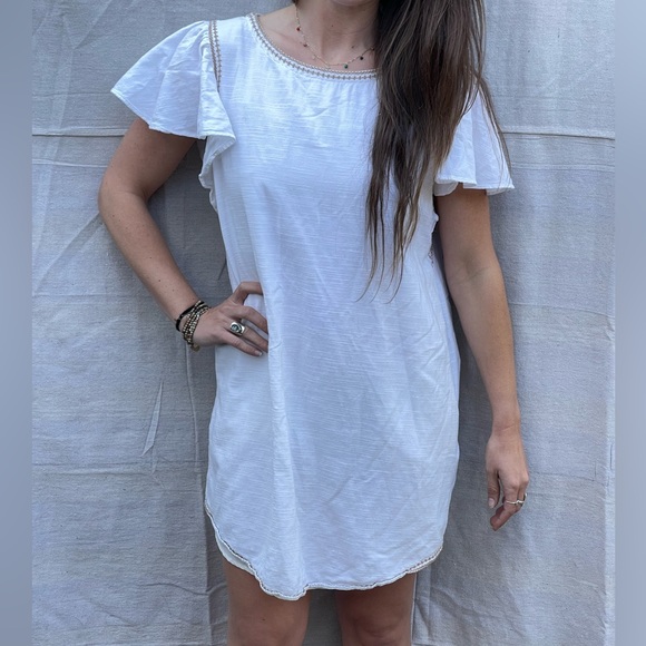 Short White Dress with Embroidered Detail - Picture 1 of 6